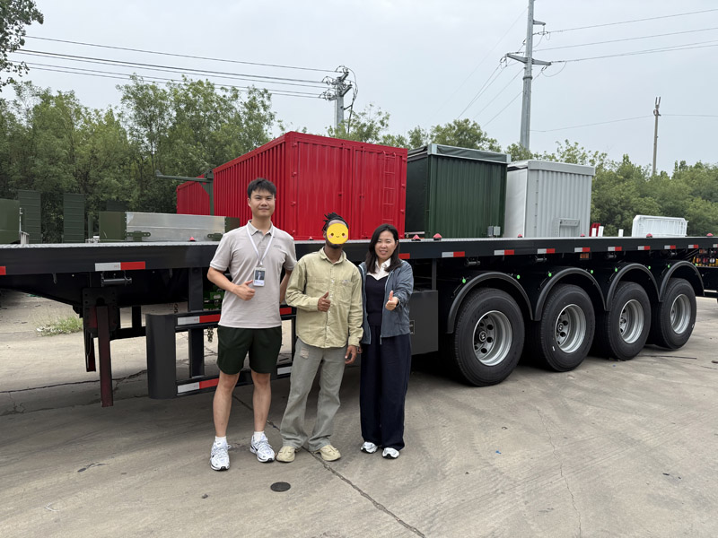 Kunden aus Turkmenistan besuchen die Luyi-Fabrik, konzentrieren sich auf dreiachsige Hinterkipp-Sattelauflieger und zeigen ihre Absicht zur Zusammenarbeit