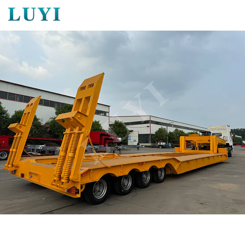 Fallstudie: Maßgeschneiderter 4-Achs-Tieflader für den Botswana-Markt