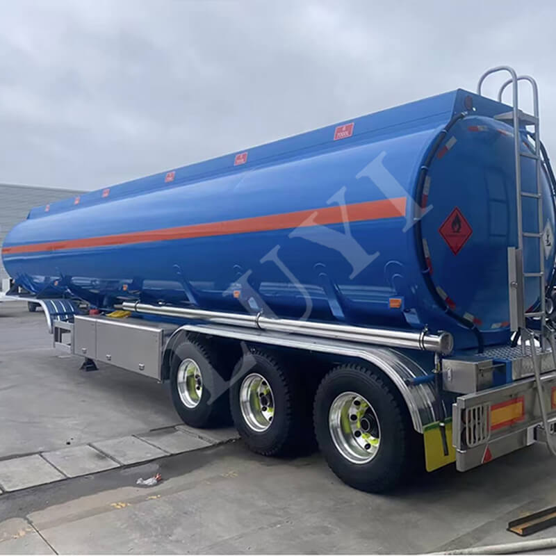 3-achsiger 40.000-Liter-Öltank-Sattelauflieger mit 7 Kammern