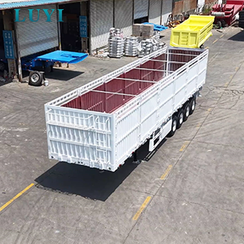 4-achsiger 80-Tonnen-Sattelauflieger mit hohem Zaun für den Massengut- und Containertransport
