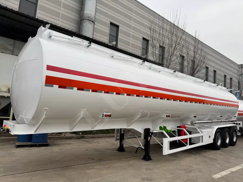 40000 Liter Tanker-Halbscheizer