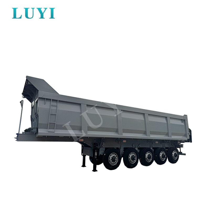 90-Tonnen-Sattelauflieger mit Hinterkippung