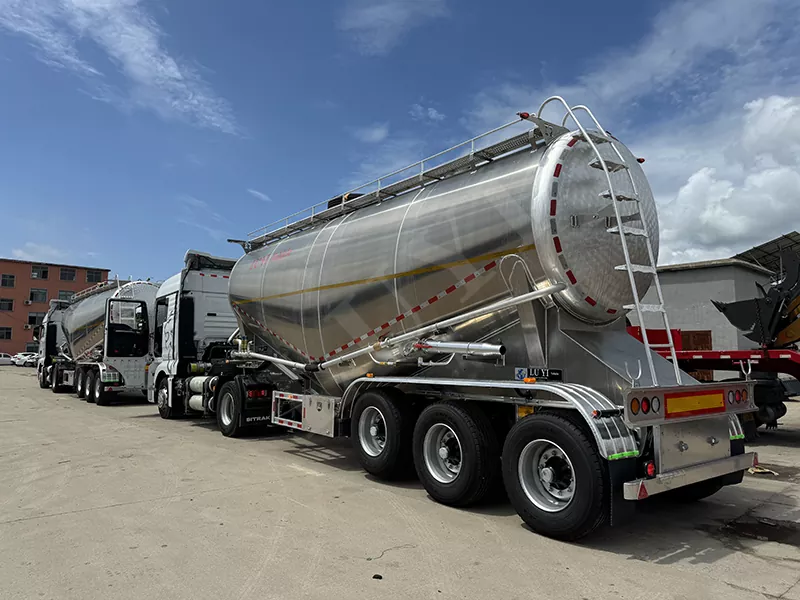 Zementtransport-Halbscheider