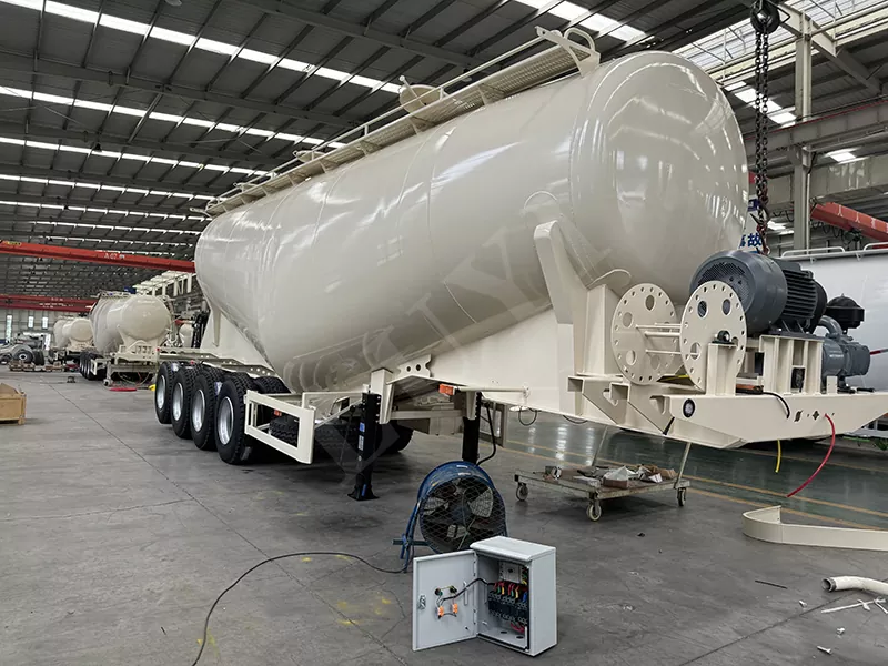 Halbschilder für Flugasche Transport
